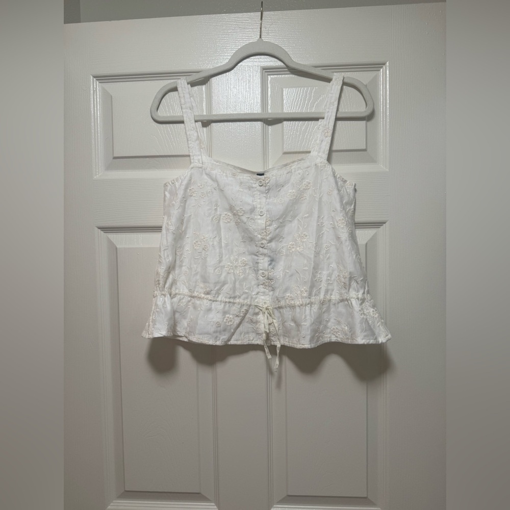 Motel Zaraku Top in Fresia Broderie Ivory - Picture 6 of 14